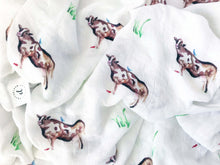 Load image into Gallery viewer, Muslin Baby Blanket Set, Cow Baby Blanket, Bamboo Blanket, Muslin Swaddle Blanket, Girl Swaddle, Baby Blanket, Baby Swaddle, Red Swaddle